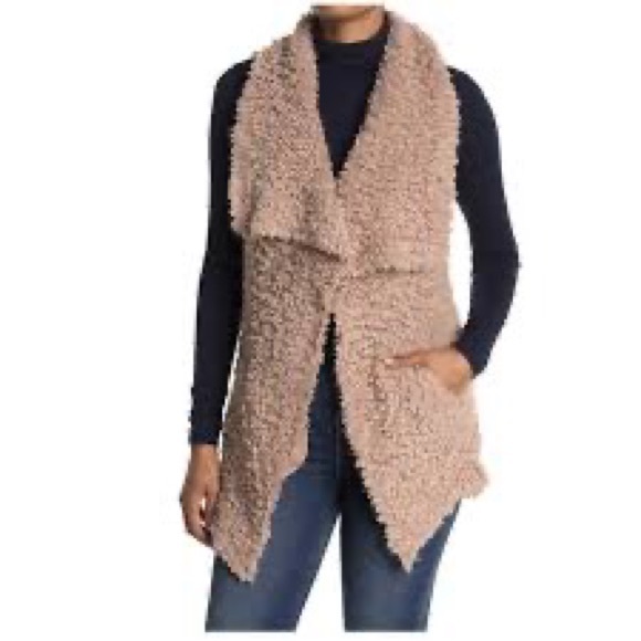 Coffee Shop New York Taupe Fuzzy Open Front Vest Size Medium - Picture 1 of 12